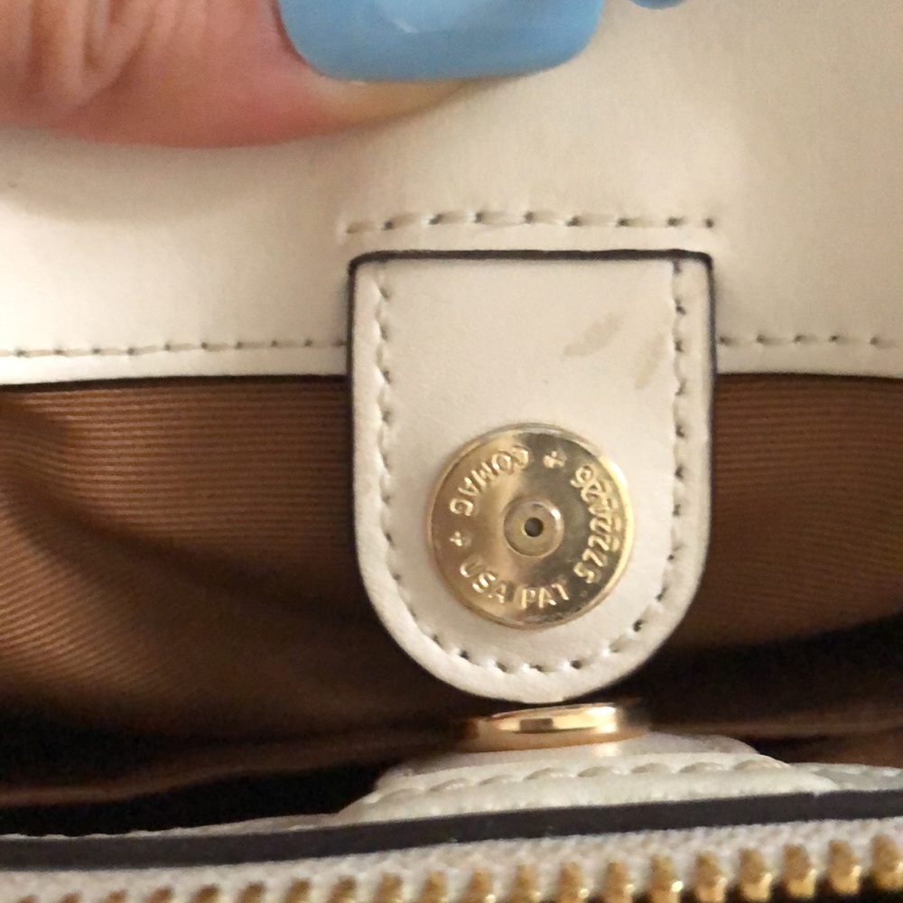 Coach Handbag - Picture 6 of 9